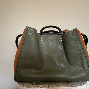 Coach Rogue 39 -new without tags